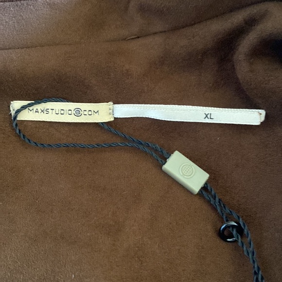 NWOT - MAX STUDIO Brown Vegan Suede Jacket w Fringe, XL - Picture 6 of 12